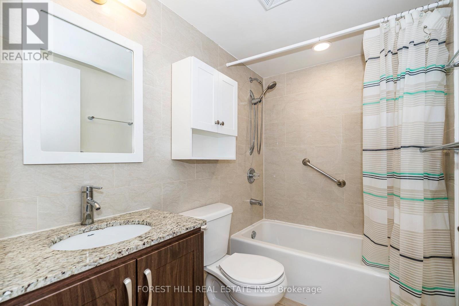 1607 - 25 Carlton Street, Toronto, Ontario  M5B 1L4 - Photo 15 - C12936868