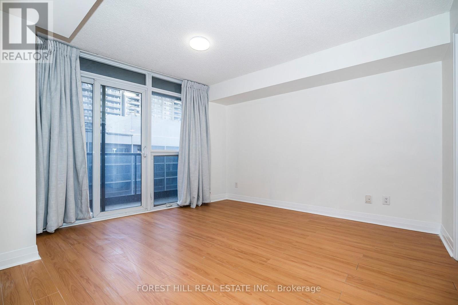 1607 - 25 Carlton Street, Toronto, Ontario  M5B 1L4 - Photo 10 - C12936868