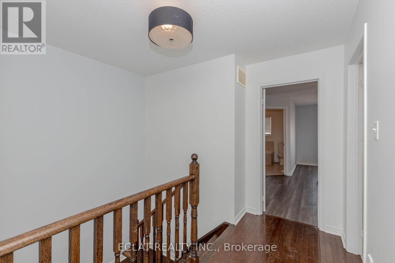 2 Lancaster Court, Barrie, Ontario  L4M 0G1 - Photo 26 - S12932026