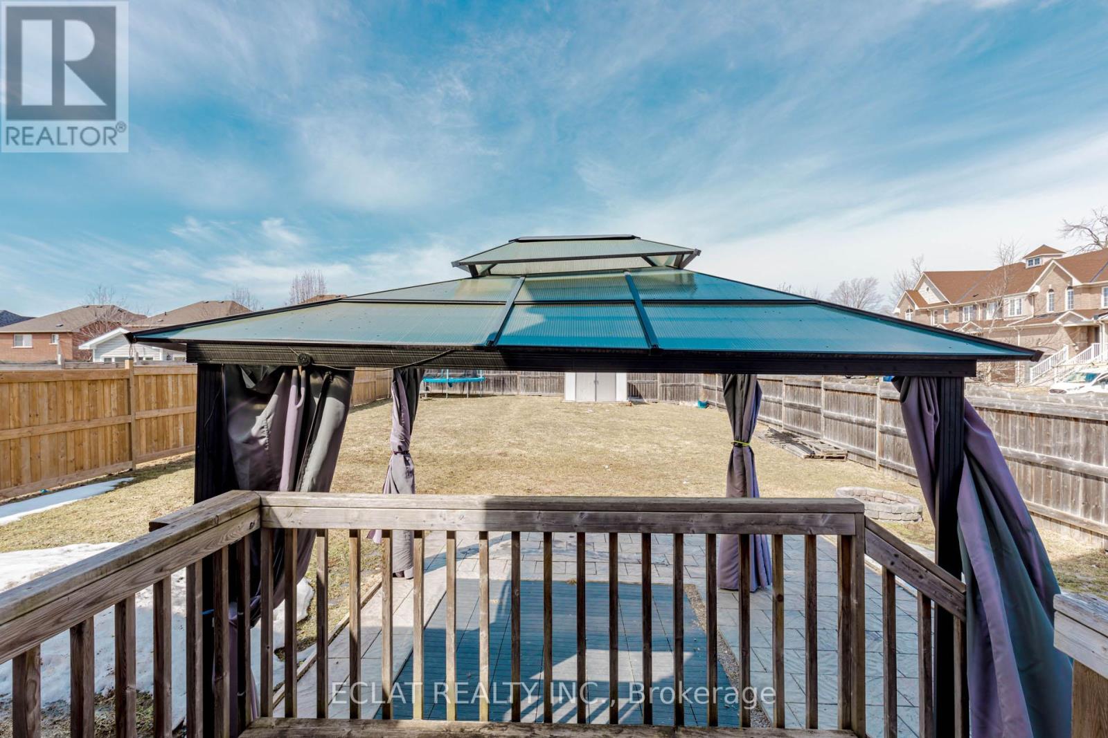 2 Lancaster Court, Barrie, Ontario  L4M 0G1 - Photo 47 - S12932026