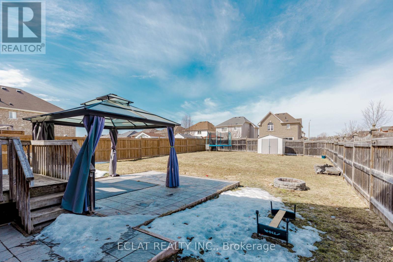 2 Lancaster Court, Barrie, Ontario  L4M 0G1 - Photo 49 - S12932026