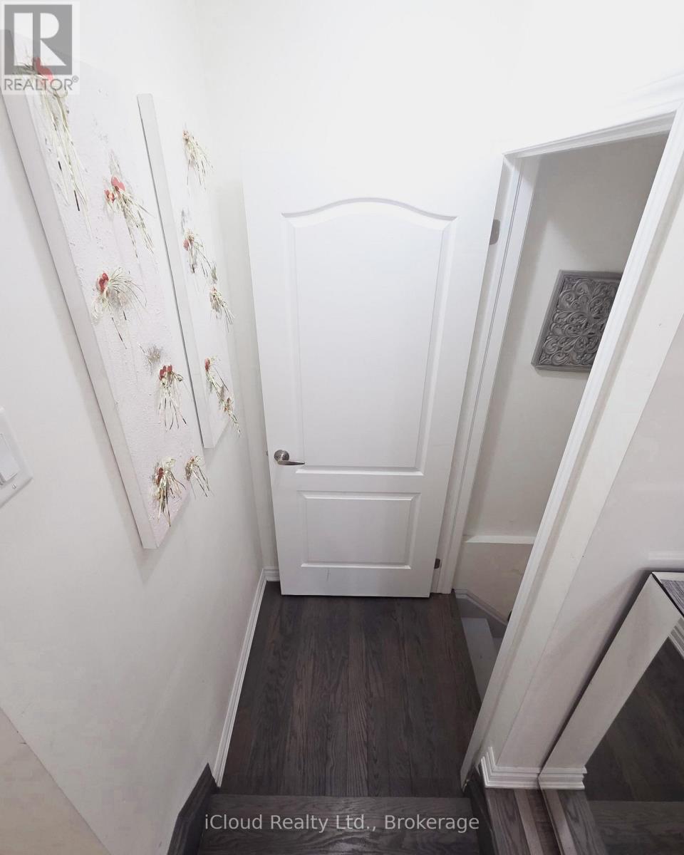 68 Phyllis Drive, Caledon, Ontario L7C 4E2 - Photo 27 - W12936634