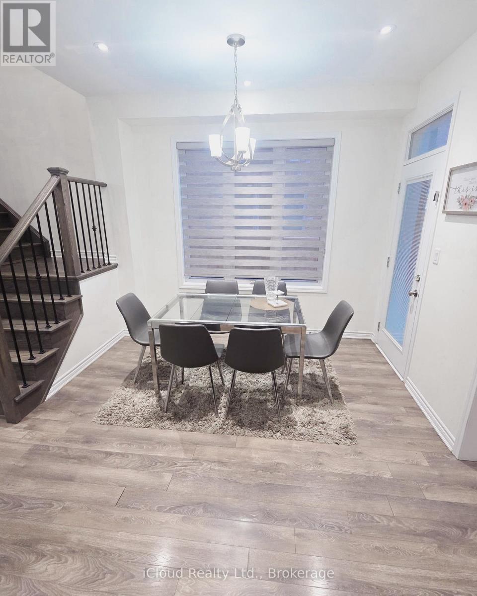 68 Phyllis Drive, Caledon, Ontario L7C 4E2 - Photo 8 - W12936634