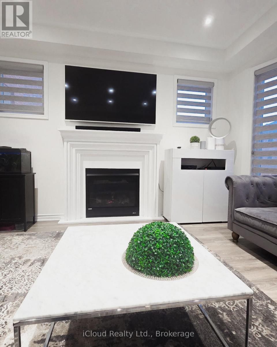 68 Phyllis Drive, Caledon, Ontario L7C 4E2 - Photo 14 - W12936634