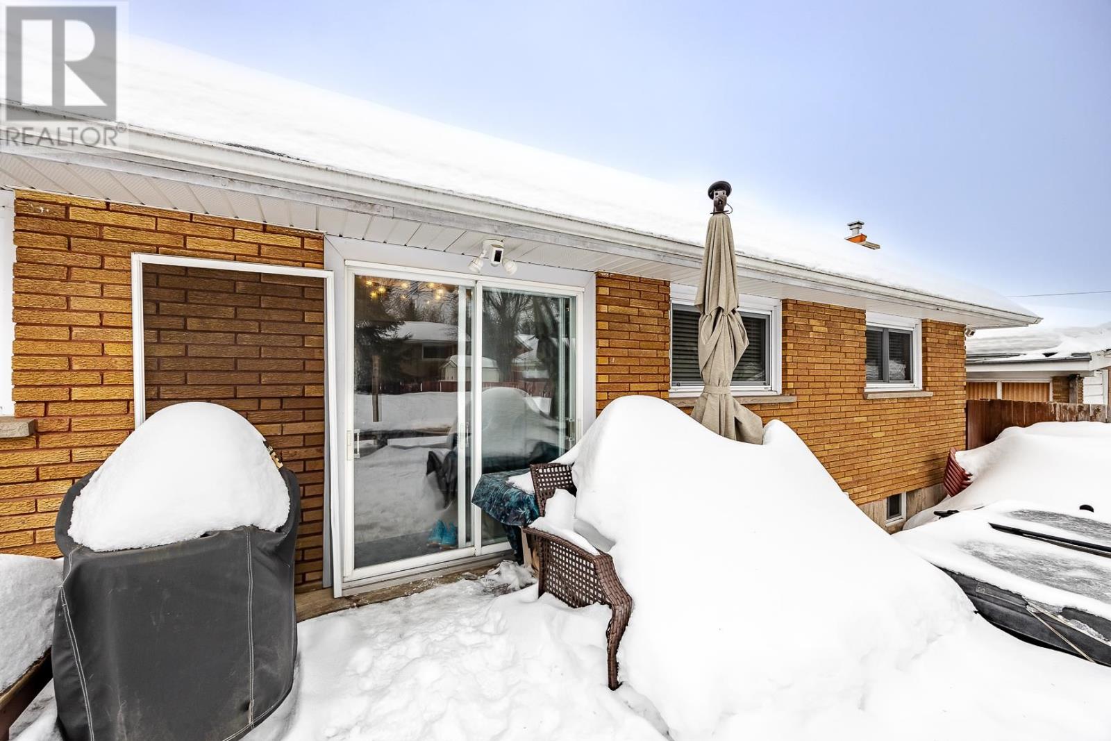 36 Oakbine Ave, Sault Ste. Marie, Ontario  P6B 4A1 - Photo 35 - SM260546