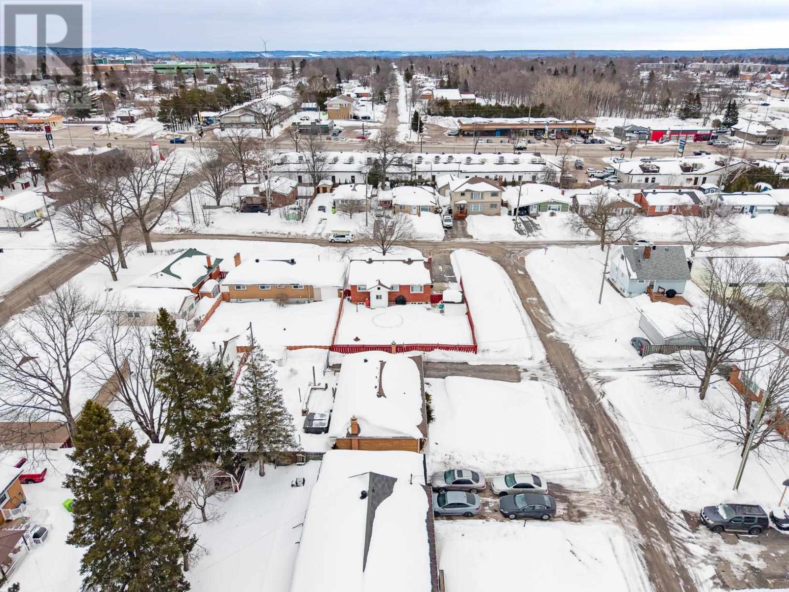 36 Oakbine Ave, Sault Ste. Marie, Ontario  P6B 4A1 - Photo 46 - SM260546