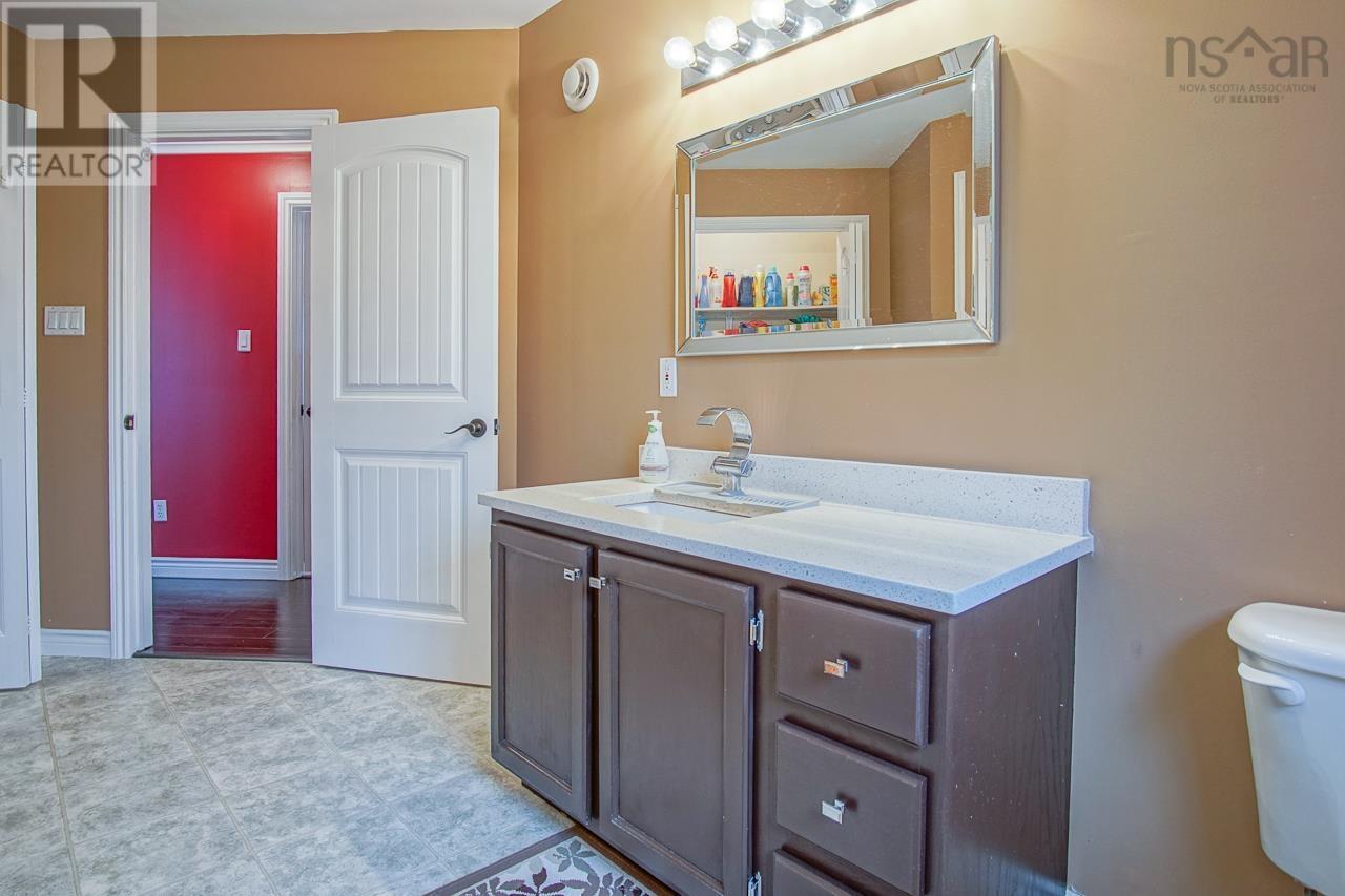 2009 Langille Drive, Kings County, Nova Scotia  B4R 1C3 - Photo 14 - 202605885