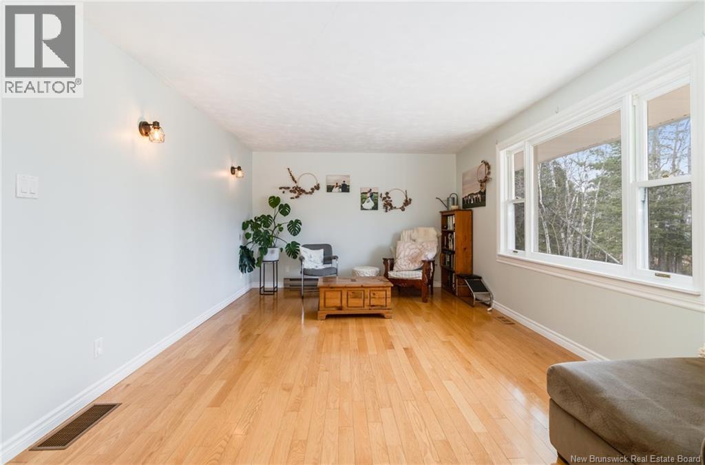 18 Balsam Drive, Rusagonis, New Brunswick  E3B 8G9 - Photo 5 - NB136190