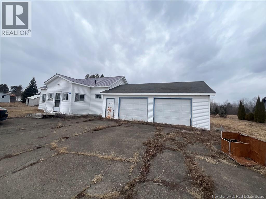 157 Mechanic Street, Bath, New Brunswick  E7J 1G9 - Photo 2 - NB136160