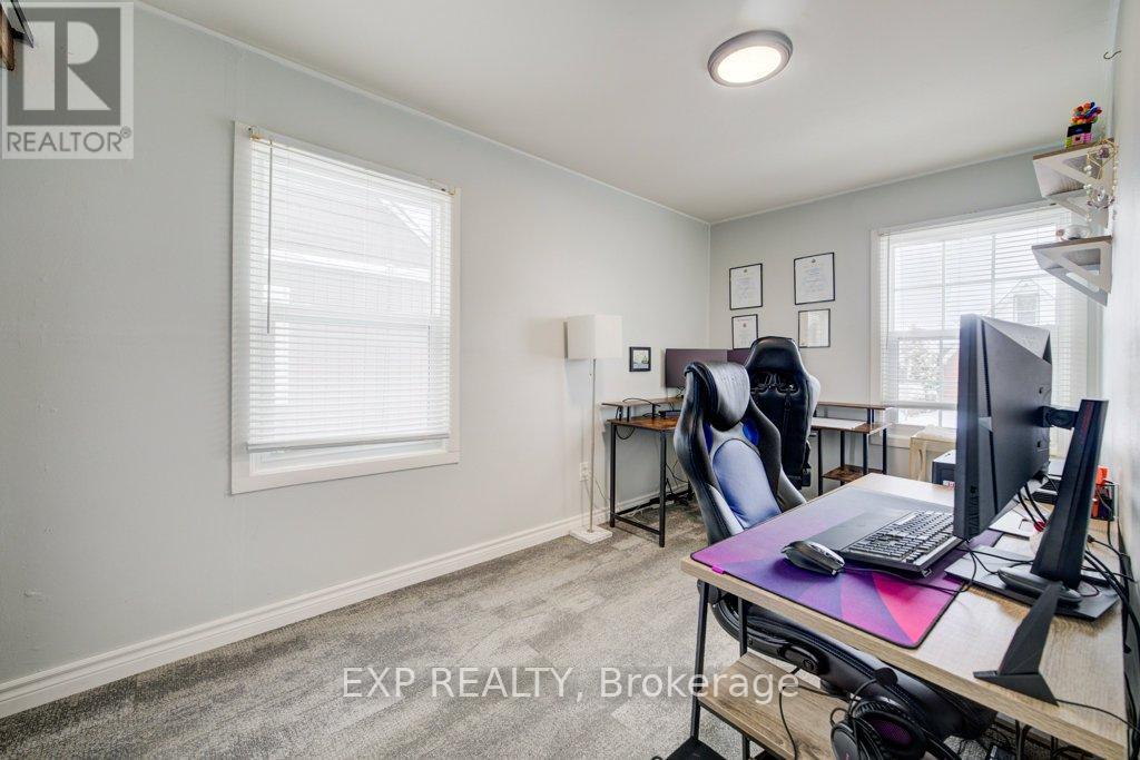 502 Britannia Avenue, Hamilton, Ontario  L8H 1Z6 - Photo 11 - X12938428