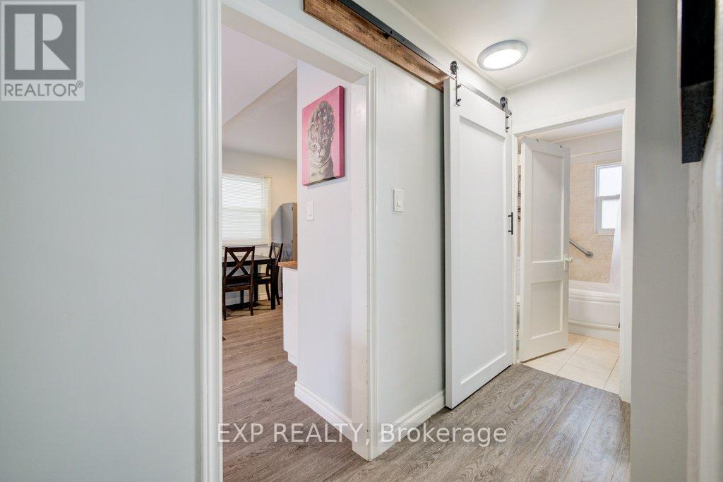 502 Britannia Avenue, Hamilton, Ontario  L8H 1Z6 - Photo 14 - X12938428