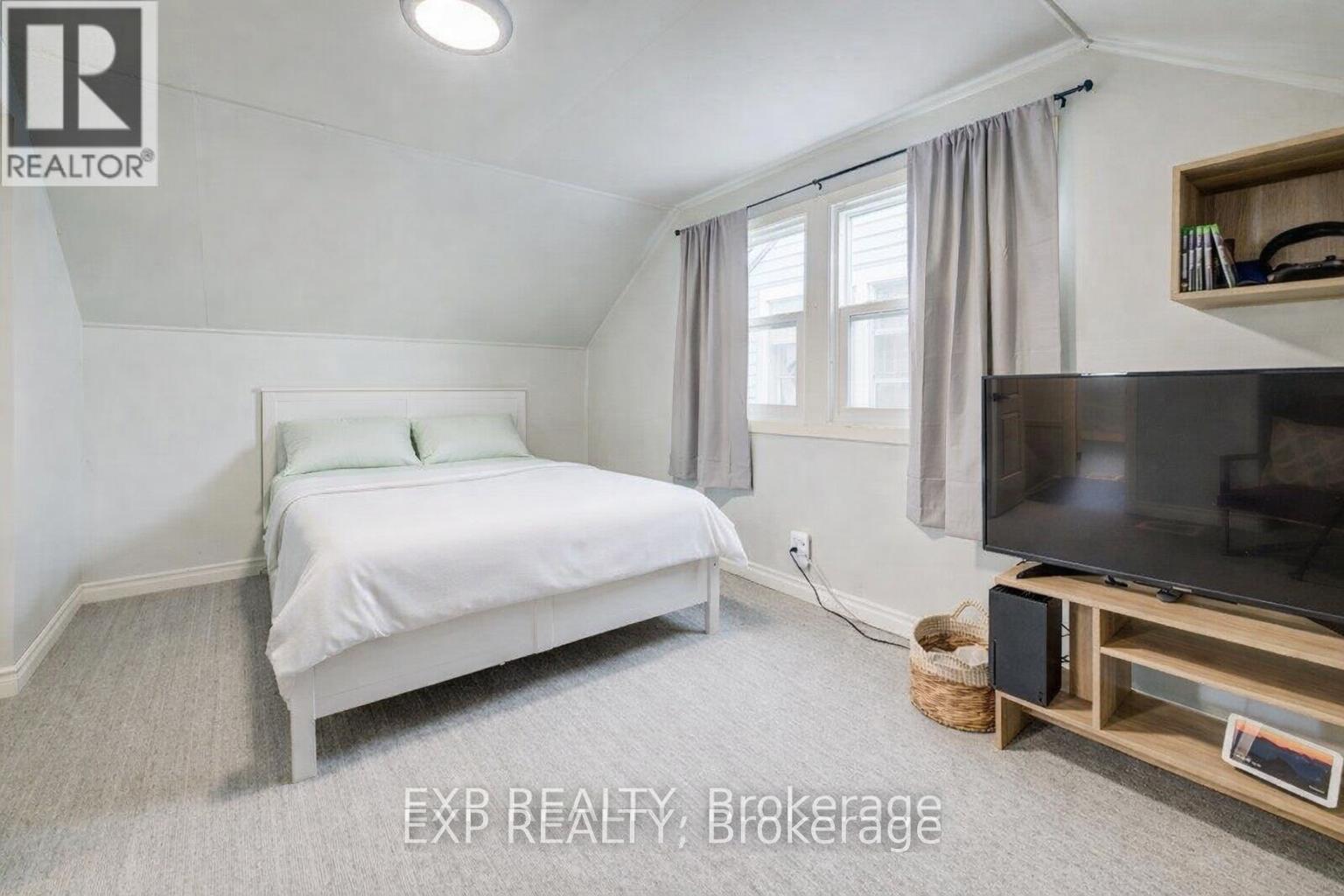 502 Britannia Avenue, Hamilton, Ontario  L8H 1Z6 - Photo 21 - X12938428