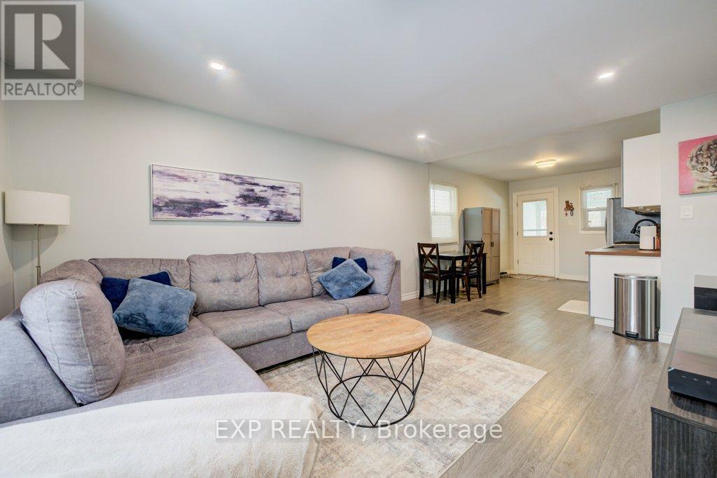 502 Britannia Avenue, Hamilton, Ontario  L8H 1Z6 - Photo 4 - X12938428