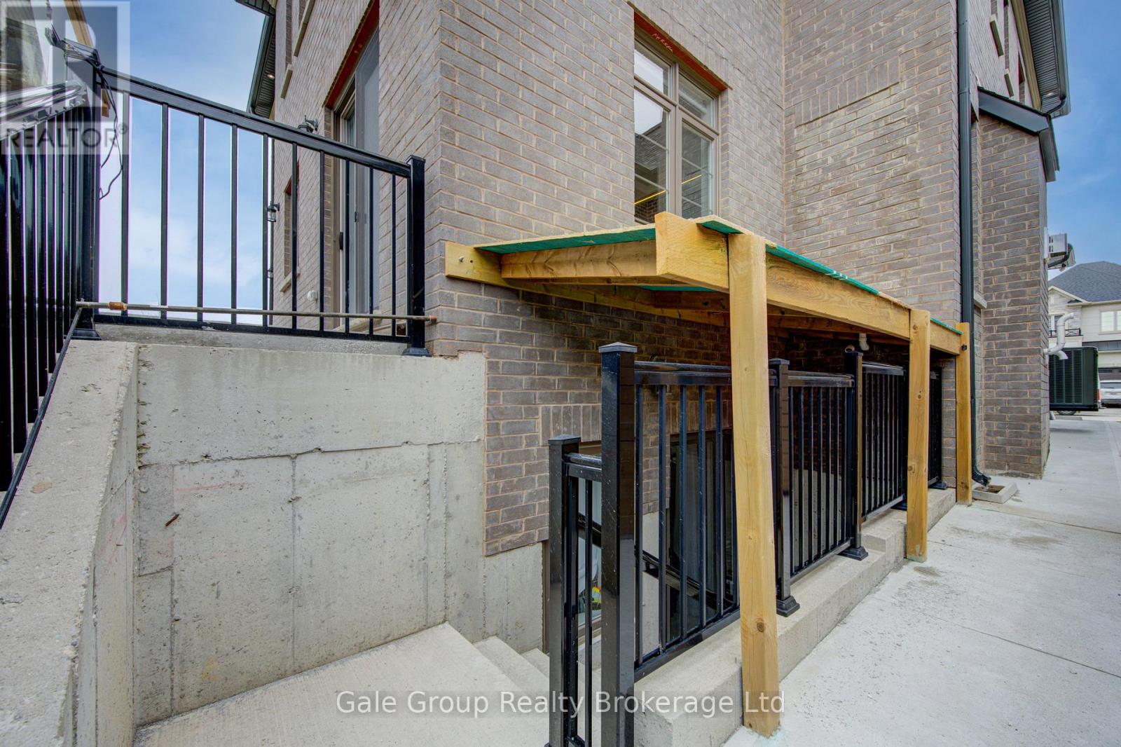 301 Somme Street, Woodstock, Ontario  N4T 0K3 - Photo 34 - X12938392