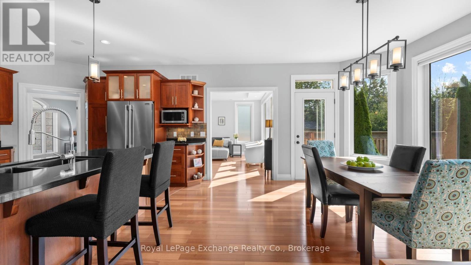 556 Hunter Street, Kincardine, Ontario N2Z 0B2 - Photo 14 - X12938336