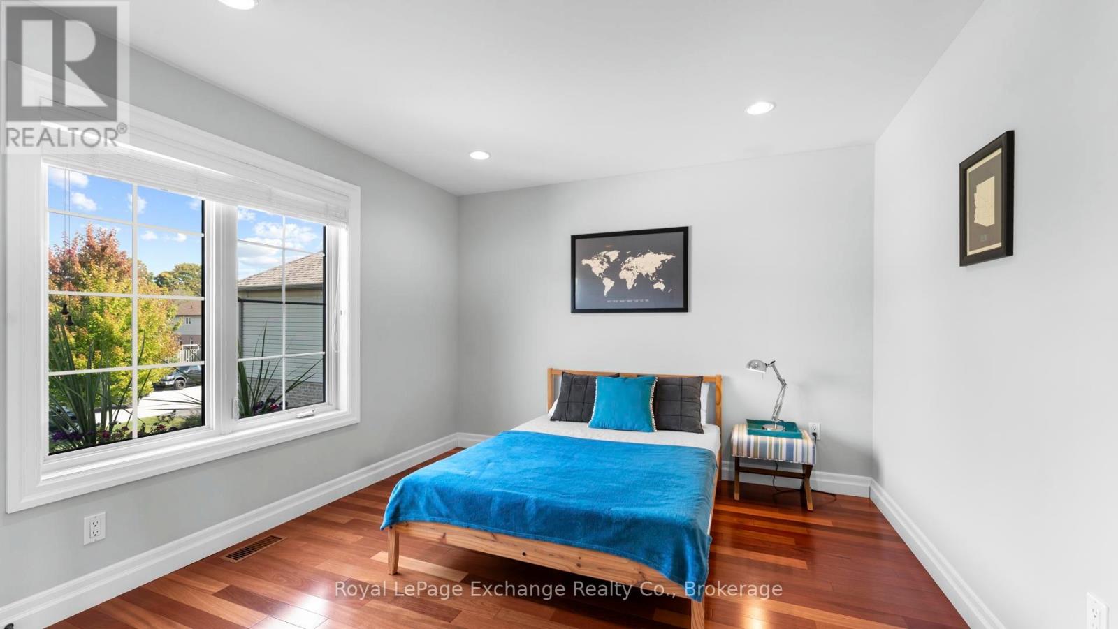 556 Hunter Street, Kincardine, Ontario N2Z 0B2 - Photo 24 - X12938336