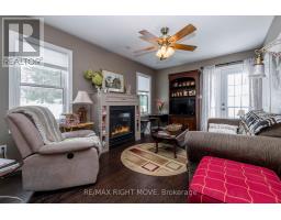 32 CAMERON DRIVE, Oro-Medonte, Ontario