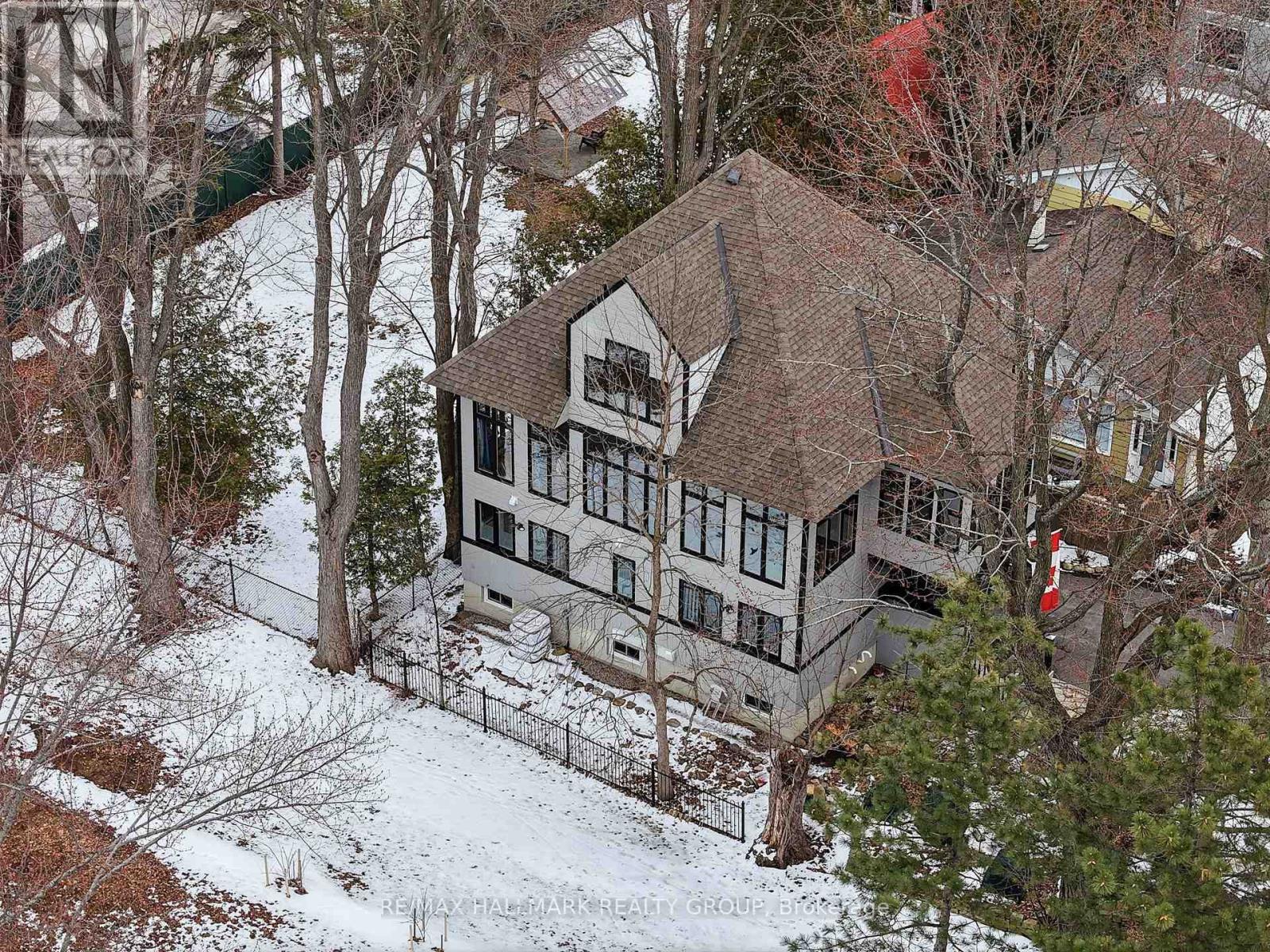 53 Scrivens Street, Ottawa, Ontario  K2B 8M6 - Photo 41 - X12926124