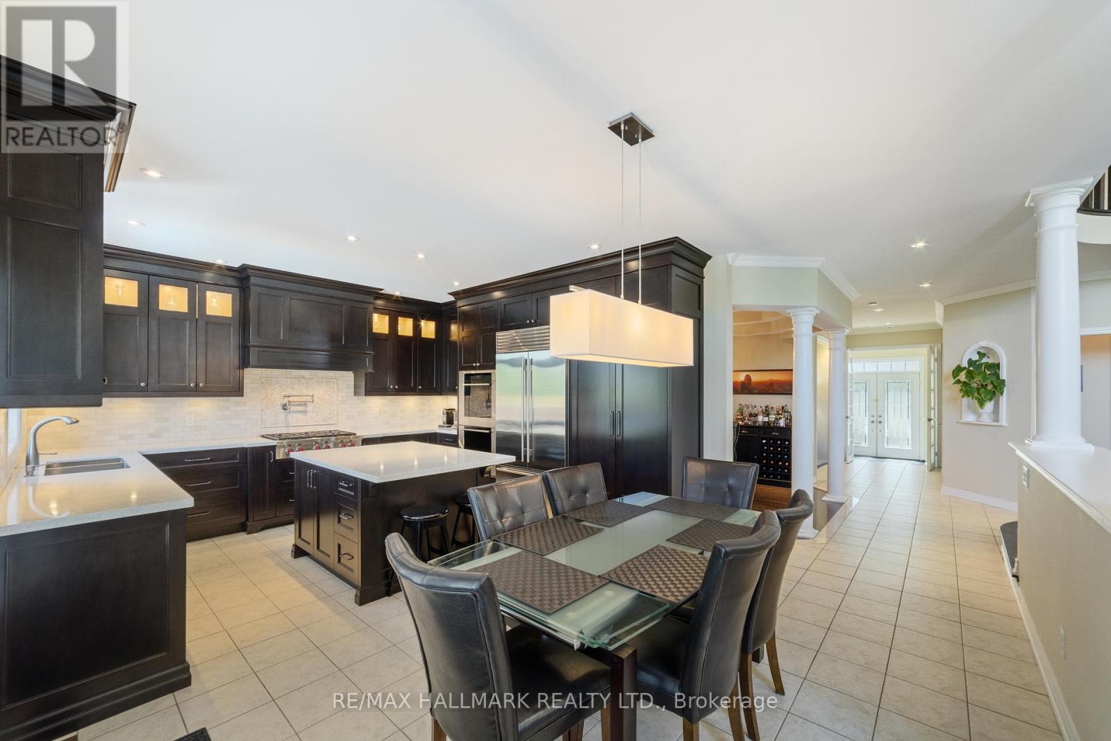 2431 Meadowridge Drive, Oakville, Ontario  L6H 7R3 - Photo 14 - W12870888