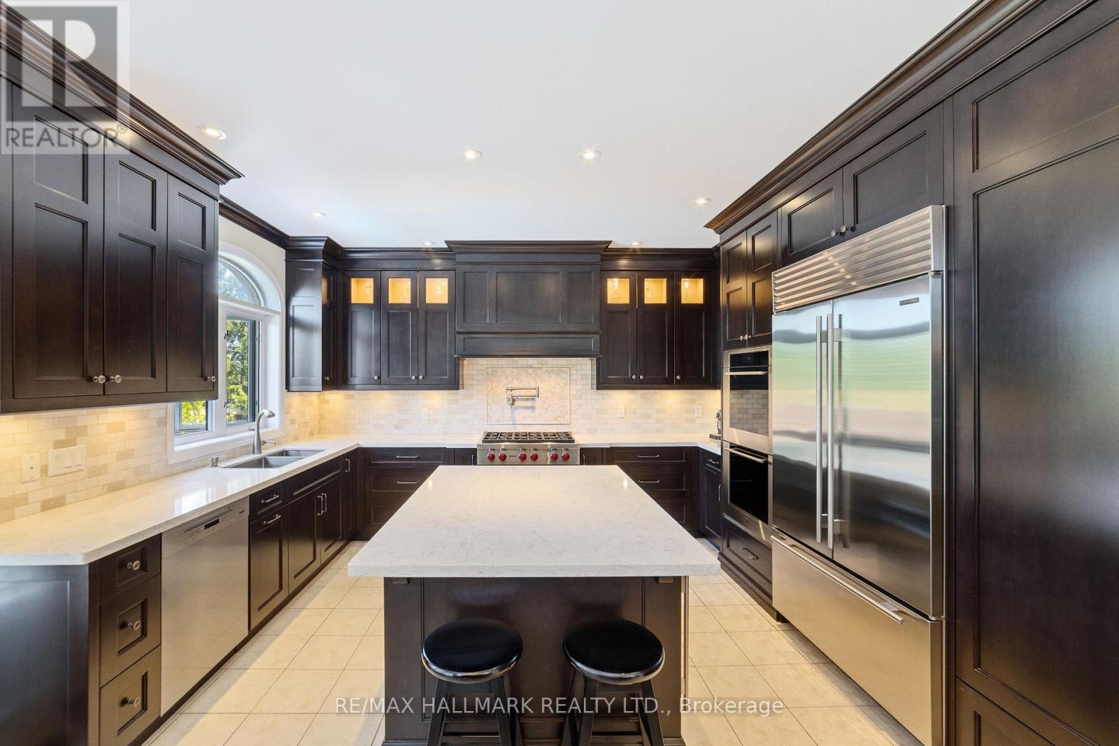 2431 Meadowridge Drive, Oakville, Ontario  L6H 7R3 - Photo 15 - W12870888