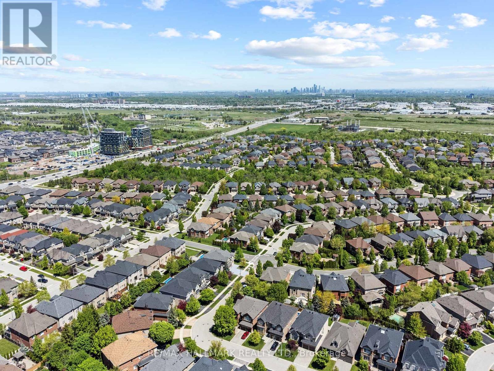 2431 Meadowridge Drive, Oakville, Ontario  L6H 7R3 - Photo 48 - W12870888