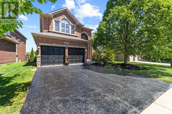 2431 Meadowridge Drive, Oakville, Ontario  L6H 7R3 - Photo 2 - W12870888