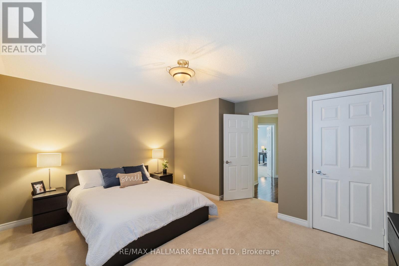 2431 Meadowridge Drive, Oakville, Ontario  L6H 7R3 - Photo 26 - W12870888