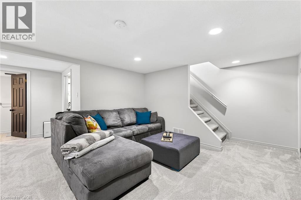 19 Grand Avenue, Grimsby, Ontario  L3M 2R6 - Photo 39 - 40816384