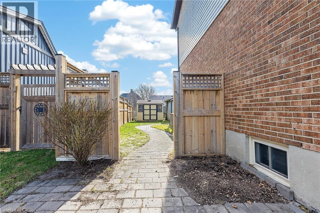 19 Grand Avenue, Grimsby, Ontario  L3M 2R6 - Photo 49 - 40816384