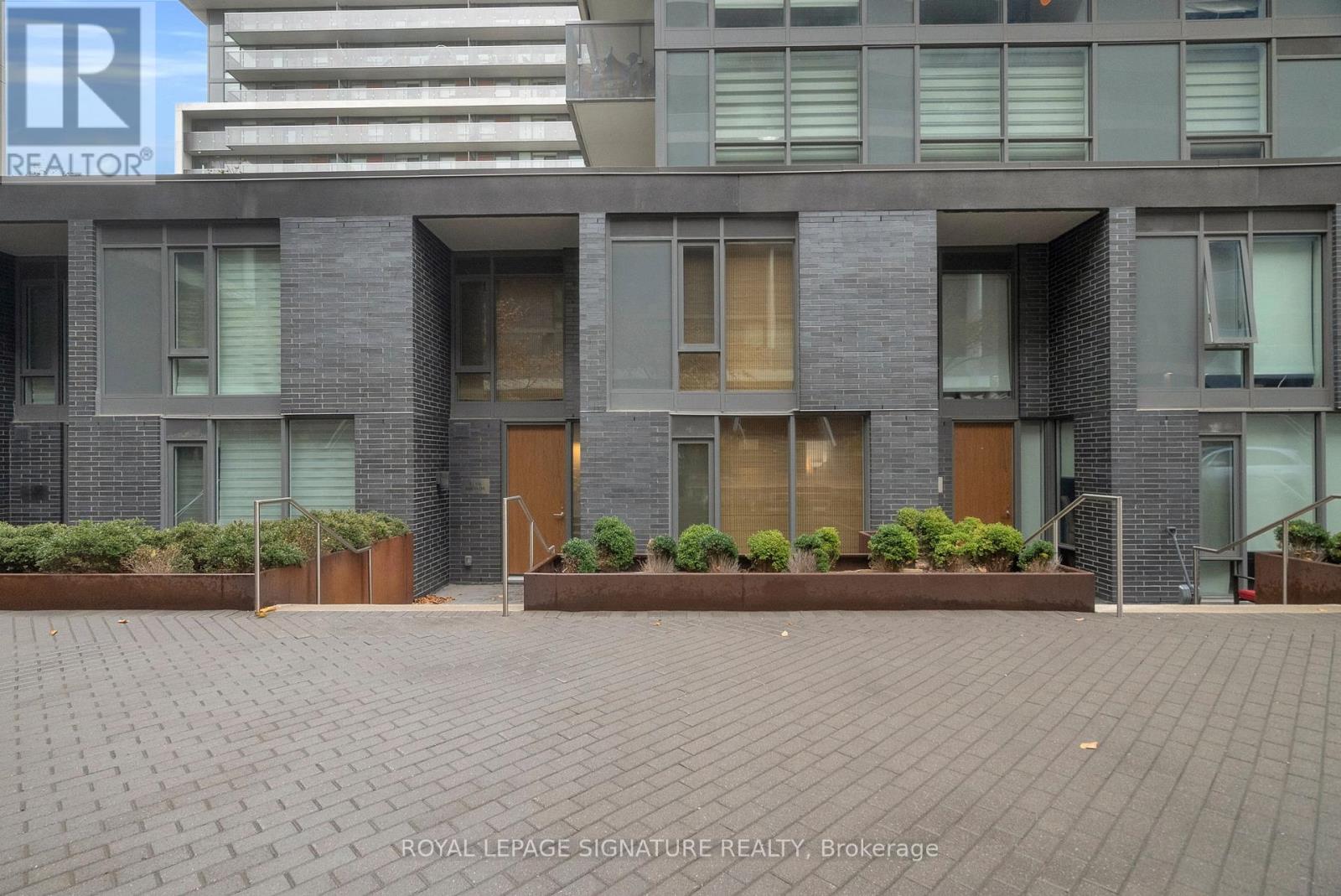 8 - 106 Varna Drive, Toronto, Ontario  M6A 0C8 - Photo 32 - C12938338