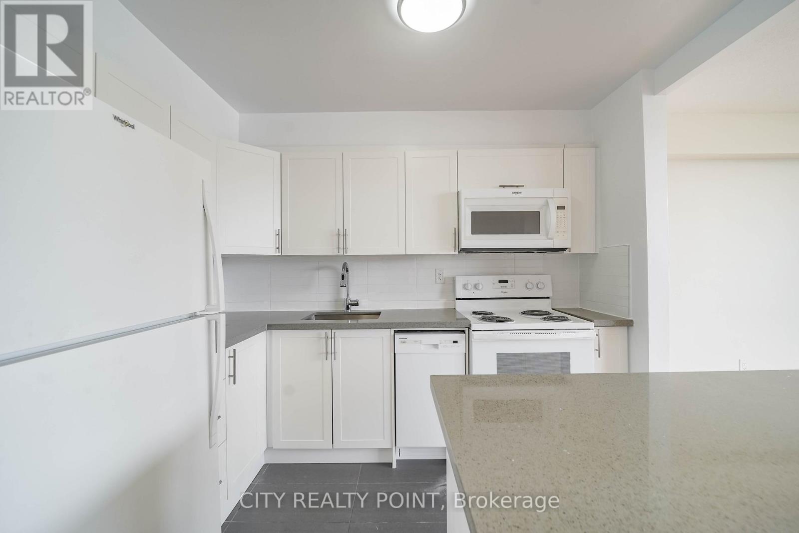 2510 - 666 Spadina Avenue, Toronto, Ontario  M5S 2H8 - Photo 6 - C12938342