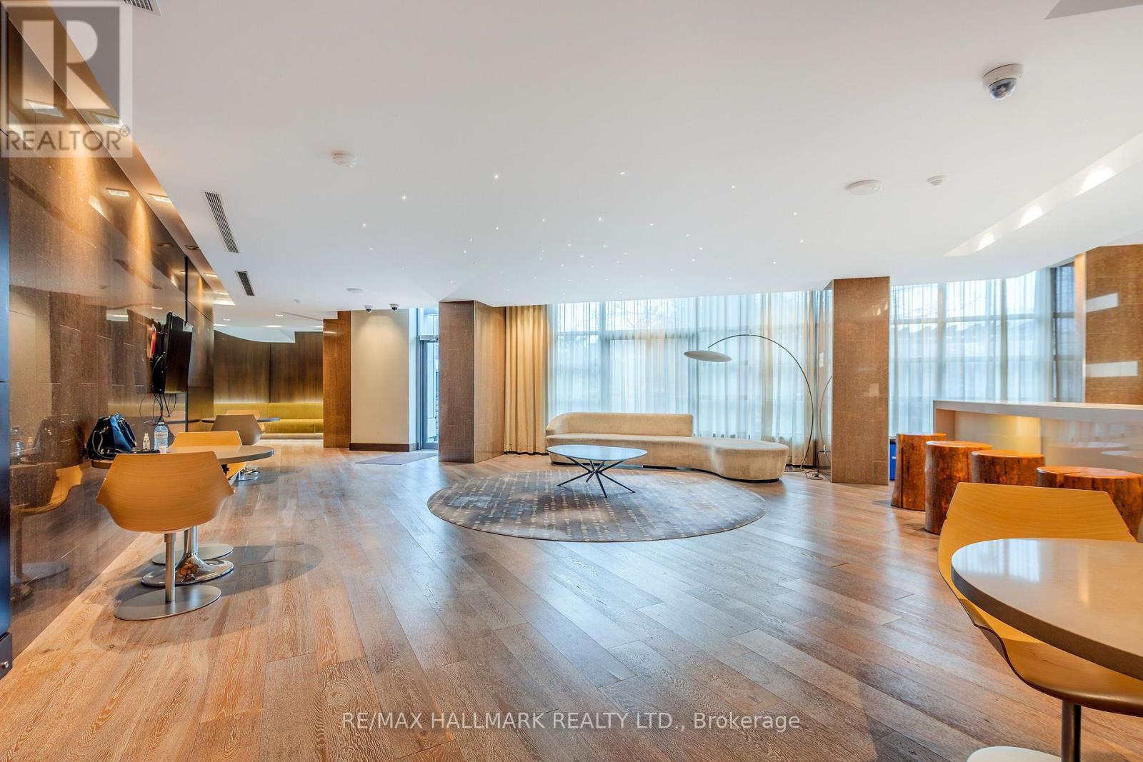 Ph2 - 35 Brian Peck Crescent, Toronto, Ontario  M4G 0A5 - Photo 25 - C12938394