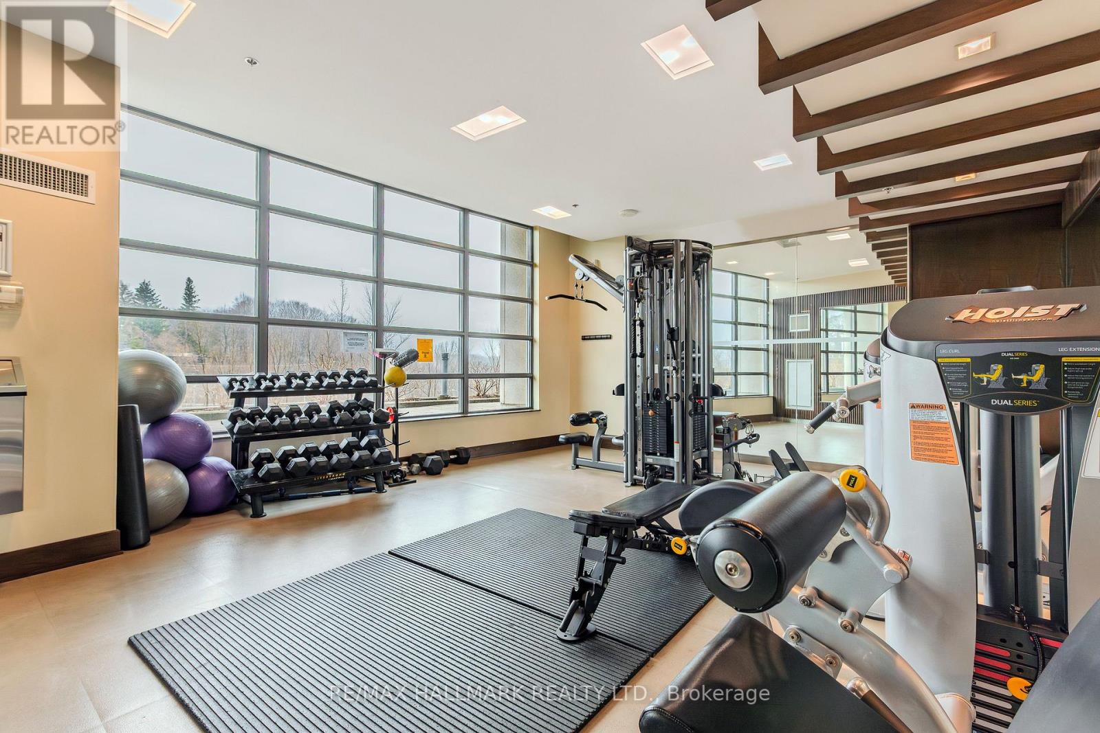 Ph2 - 35 Brian Peck Crescent, Toronto, Ontario  M4G 0A5 - Photo 31 - C12938394