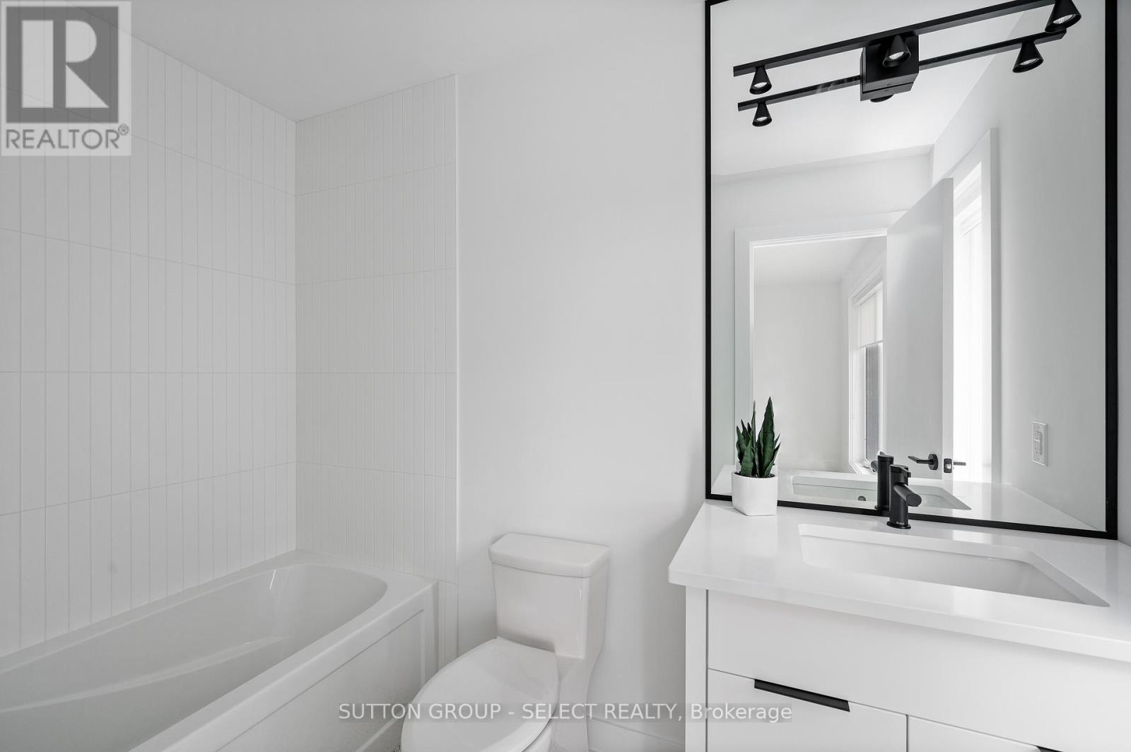 4395 Green Bend Road, London South, Ontario  N6P 0K9 - Photo 10 - X12938430