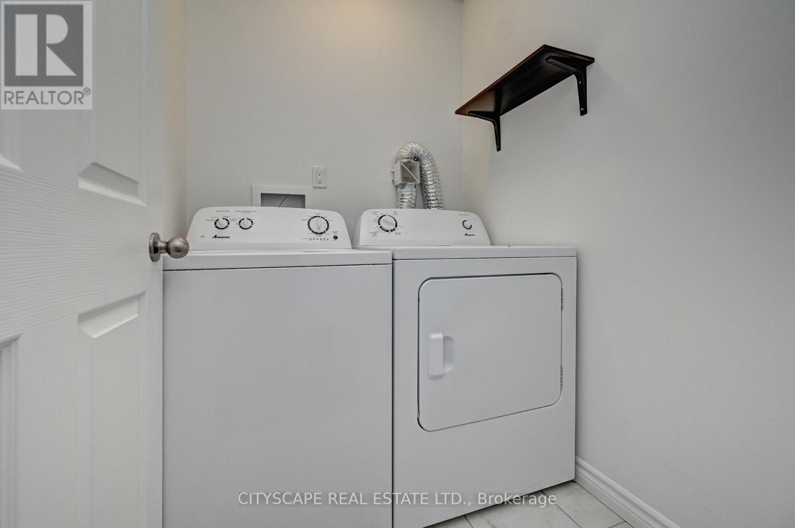 35 Woodedge Circle, Kitchener, Ontario  N2R 0P8 - Photo 35 - X12930206