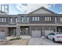 35 WOODEDGE CIRCLE, Kitchener, Ontario