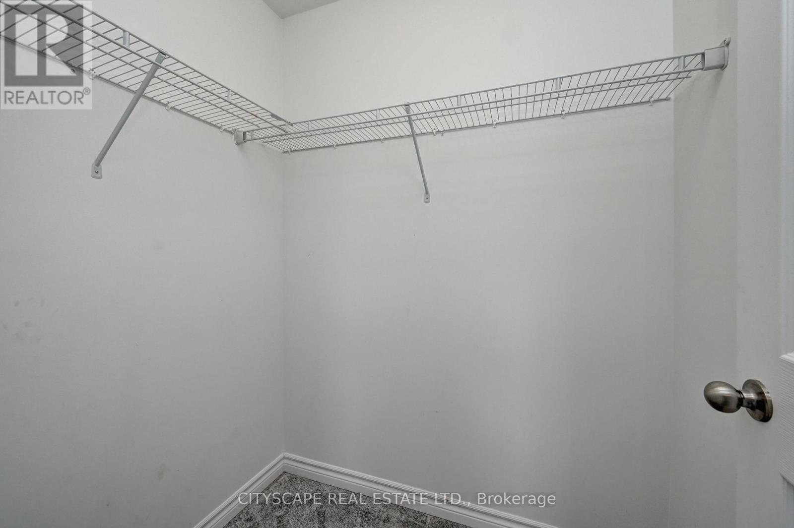 35 Woodedge Circle, Kitchener, Ontario  N2R 0P8 - Photo 30 - X12930206