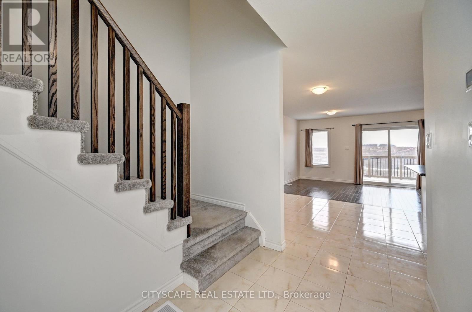 35 Woodedge Circle, Kitchener, Ontario  N2R 0P8 - Photo 22 - X12930206