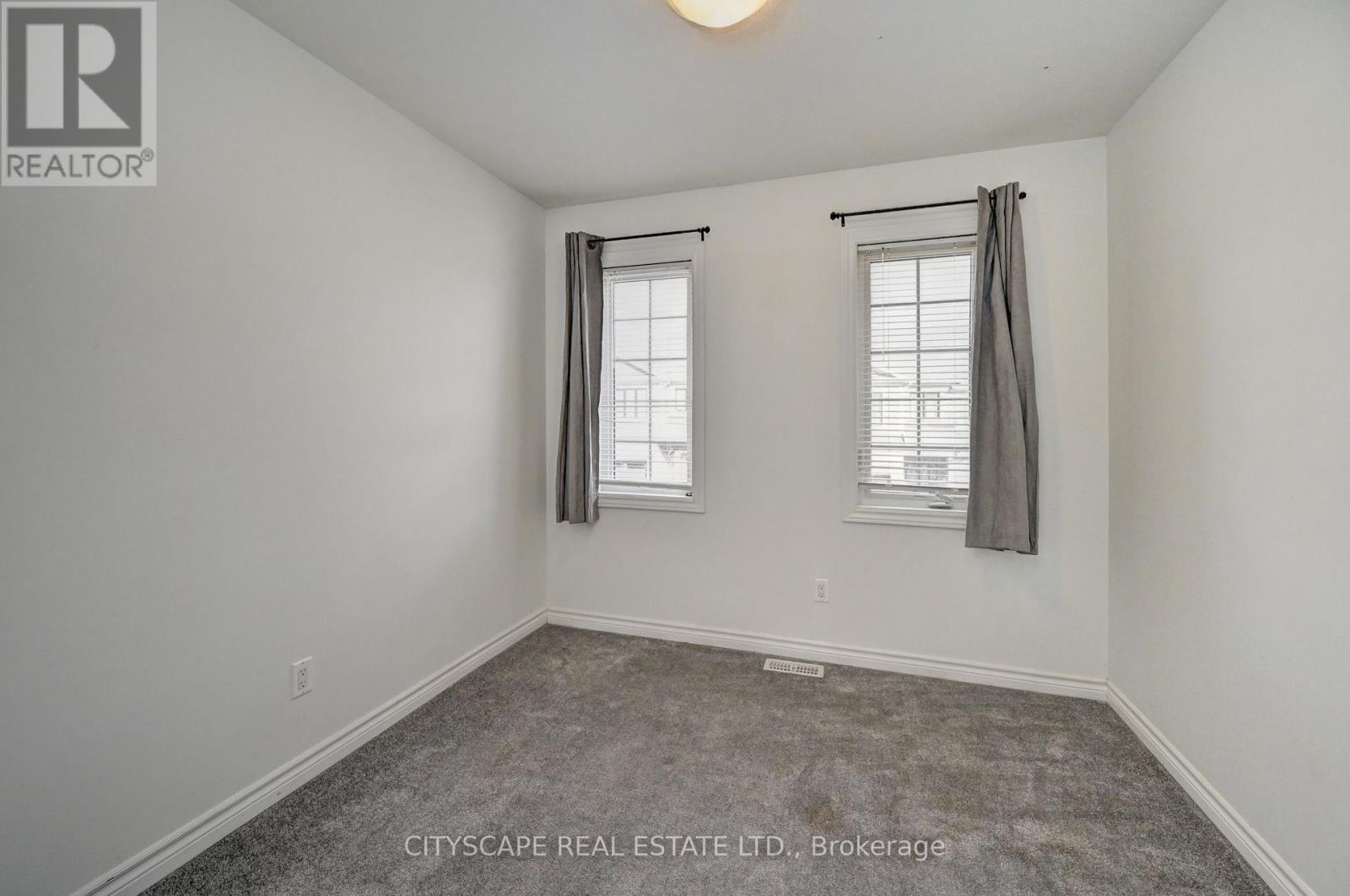 35 Woodedge Circle, Kitchener, Ontario  N2R 0P8 - Photo 32 - X12930206