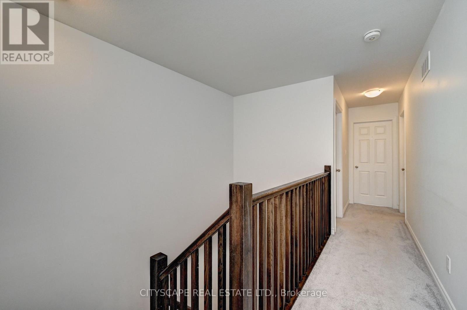 35 Woodedge Circle, Kitchener, Ontario  N2R 0P8 - Photo 24 - X12930206