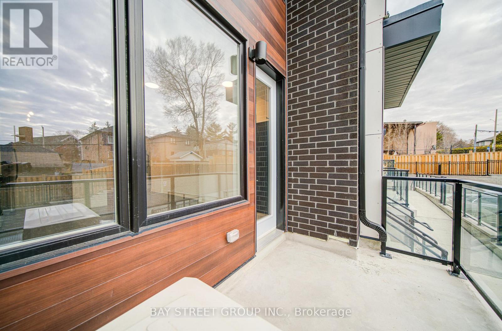 7 - 1479 O'connor Drive, Toronto, Ontario  M4B 0A7 - Photo 29 - E12938358