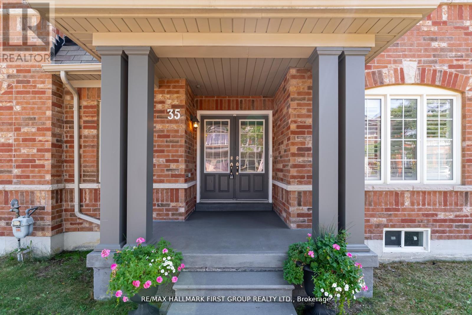 35 Elliottglen Drive, Ajax (Northeast Ajax), Ontario  L1Z 0H1 - Photo 7 - E12938364