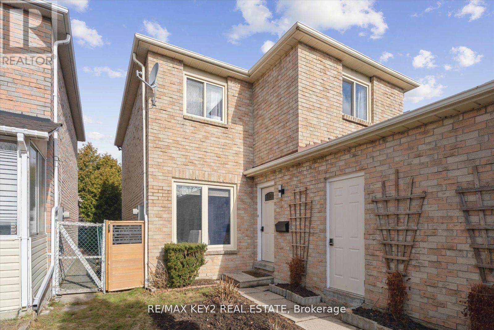 54 Silbury Drive, Toronto, Ontario  M1V 2P3 - Photo 2 - E12938408