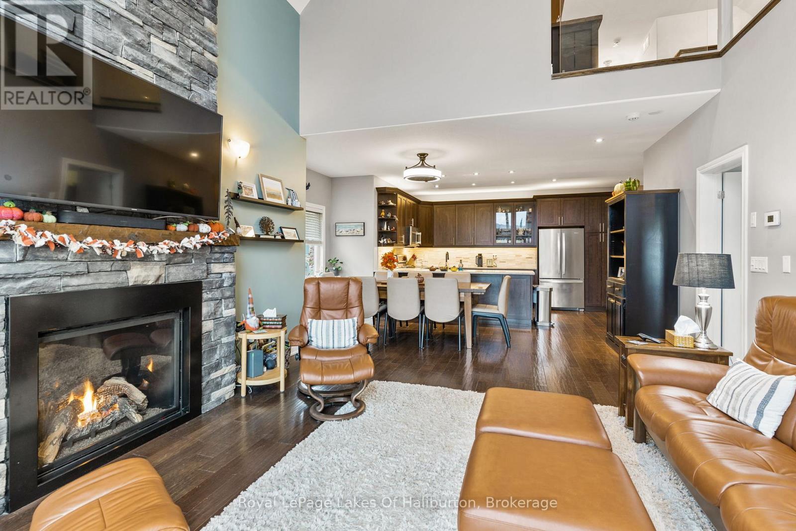 9 Webb Circle, Dysart Et Al, Ontario K0M 1S0 - Photo 14 - X12475965