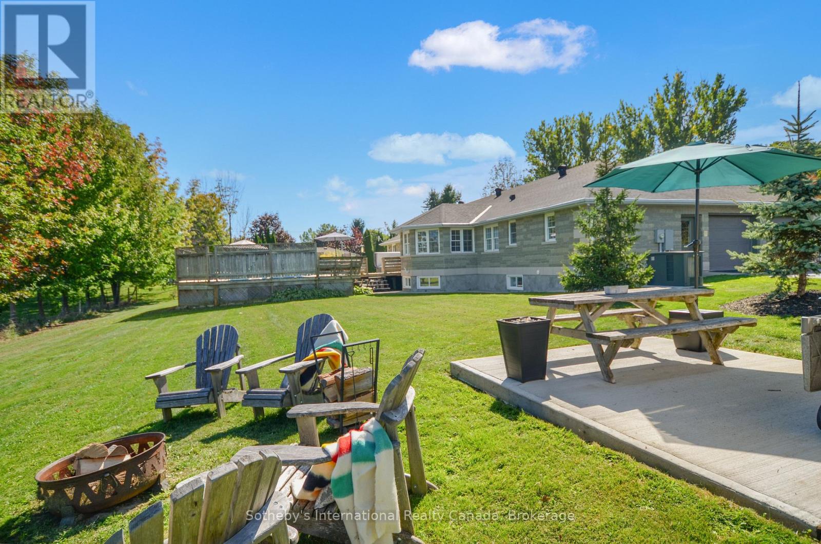 447 Union Street, Meaford, Ontario  N4L 1W7 - Photo 12 - X12855870