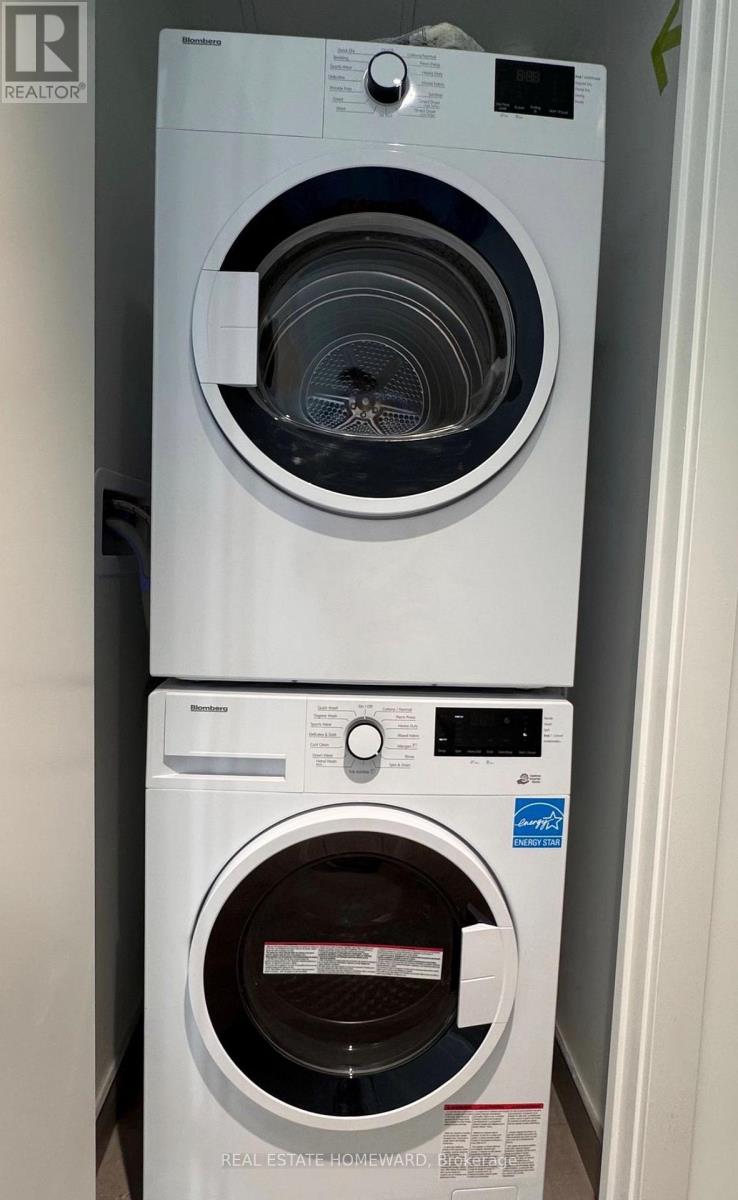 4505 - 8 Wellesley Street W, Toronto, Ontario  M4Y 0J5 - Photo 9 - C12937652