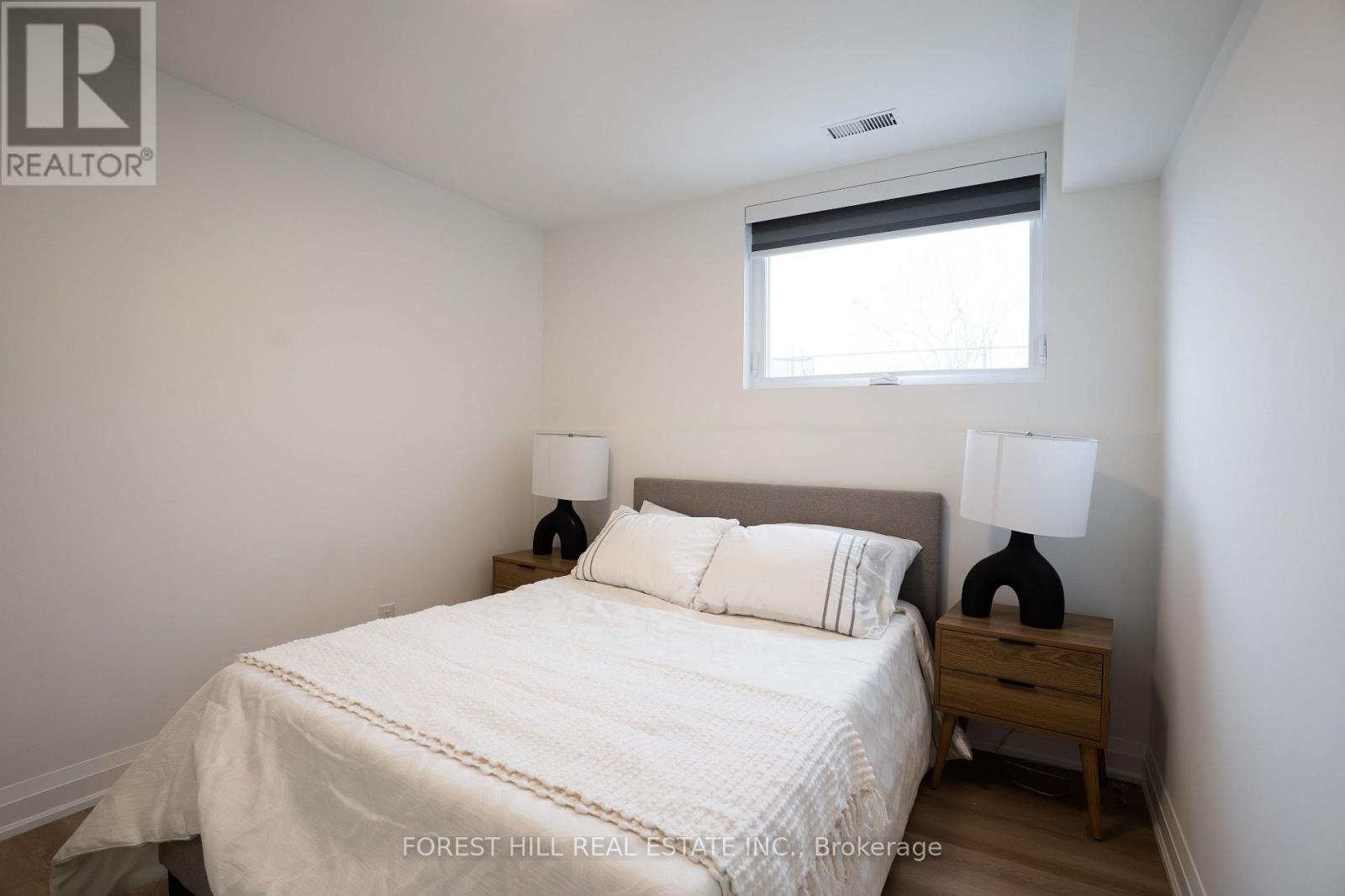D - 279 Reiner Road, Toronto, Ontario  M3H 2M5 - Photo 12 - W12931136