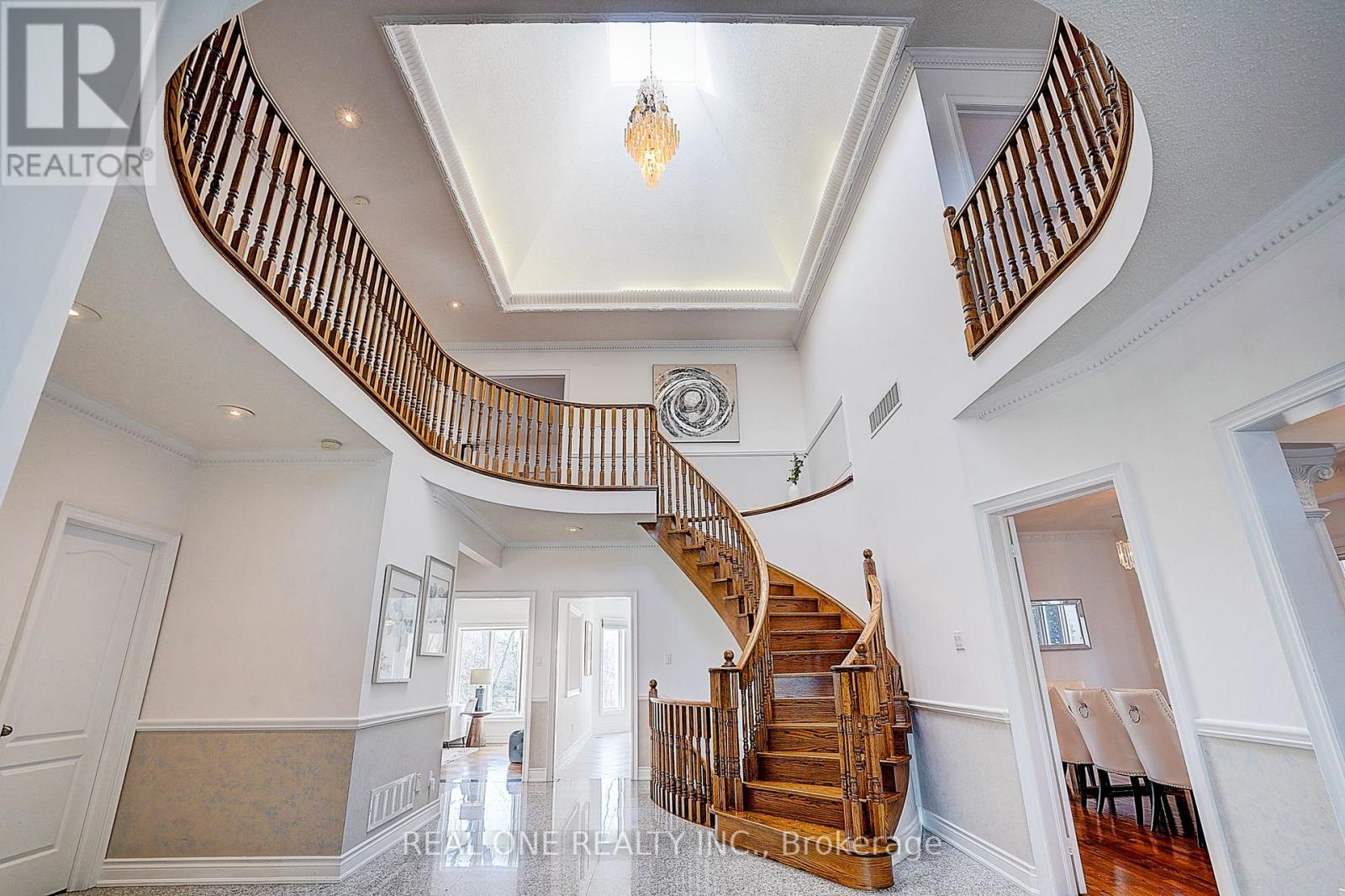 97 Springbrook Drive, Richmond Hill, Ontario  L4B 3P9 - Photo 22 - N12938328