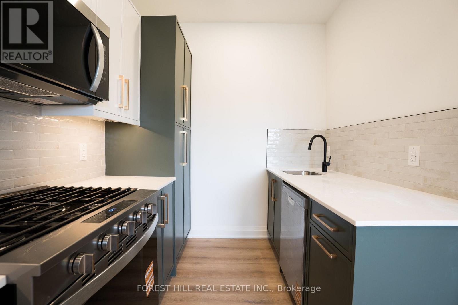 D - 279 Reiner Road, Toronto, Ontario  M3H 2M5 - Photo 21 - W12931136