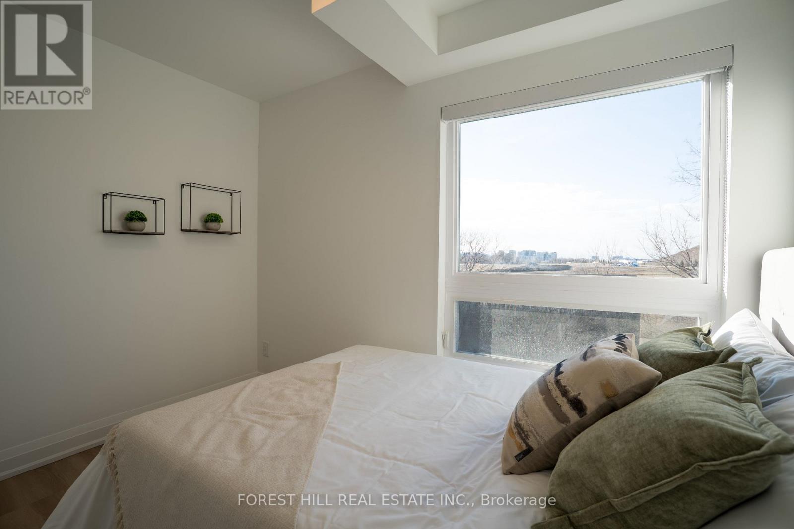 D - 279 Reiner Road, Toronto, Ontario  M3H 2M5 - Photo 30 - W12931136